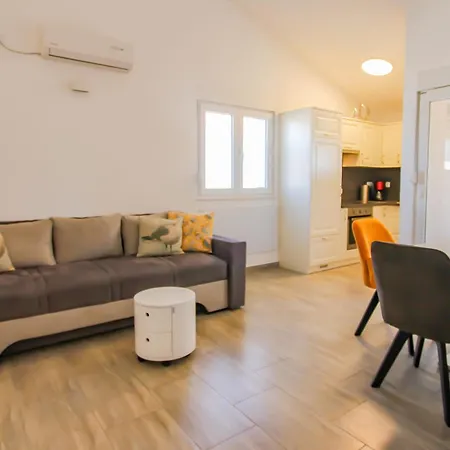 Apartamento Baka Mara 2 - Elegant And Comfortable Biograd Na Moru