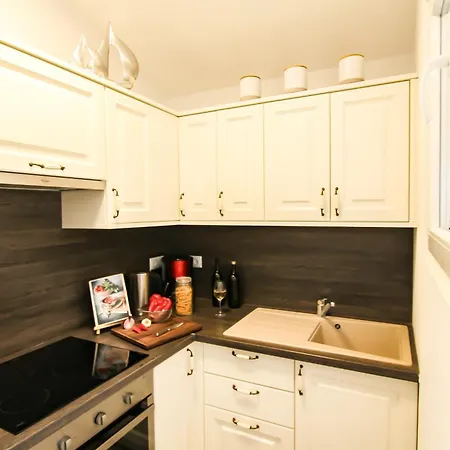 Baka Mara 2 - Elegant And Comfortable Apartment *