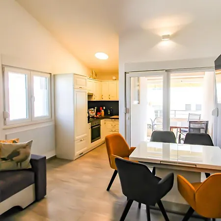 Apartment Baka Mara 2 Biograd Na Moru